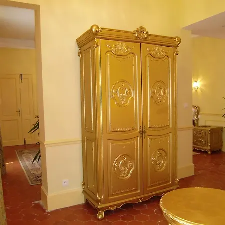 Chateau Rieutort Bed & Breakfast